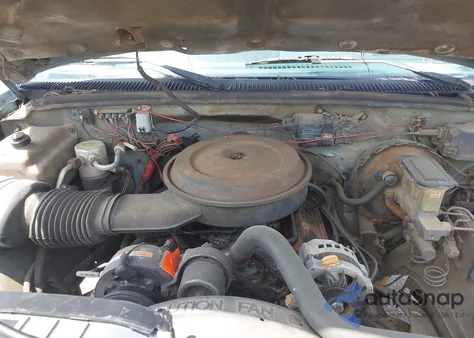 1990 GMC Sierra C2500 z USA, uszkodzony, nr VIN 2GTFC29K3L1515164